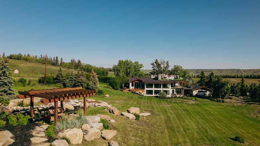 MLS® A2237495 - 10 Devonian Ridge Place  in Springbank Rural Rocky View County, Residential