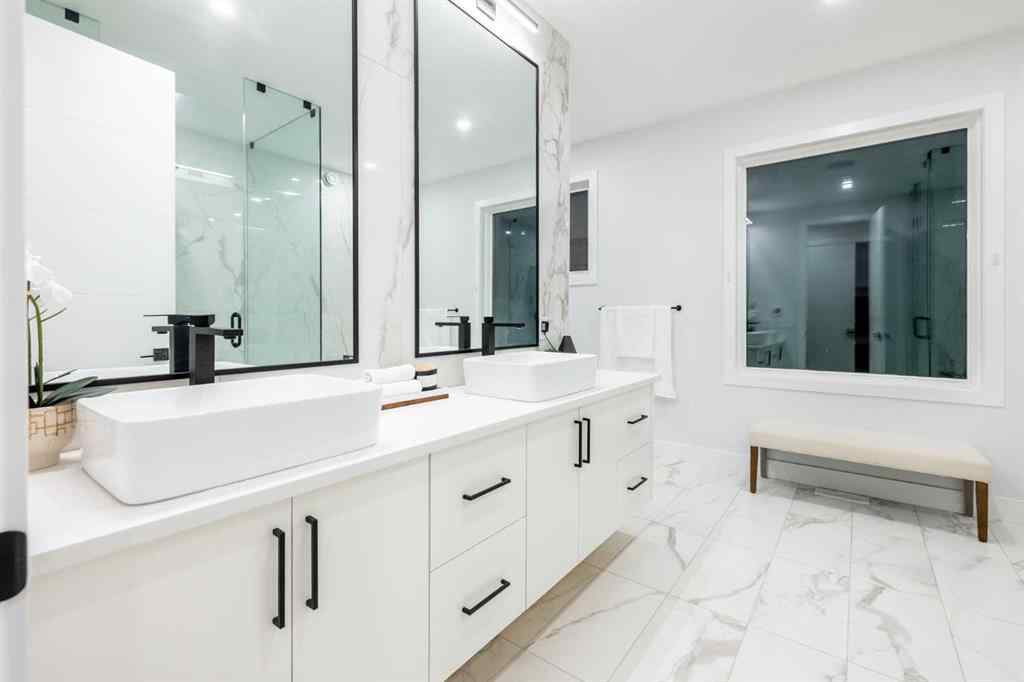 MLS® A2237495 - 10 Devonian Ridge Place  in Springbank Rural Rocky View County, Residential