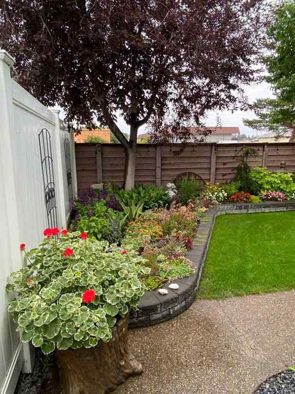 MLS® A2237500 - 79 Park Place W in Uplands Brooks, Residential