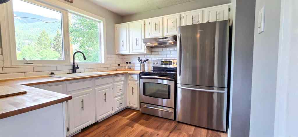 MLS® A2237504 - 13450 17 Avenue  in NONE Blairmore, Residential