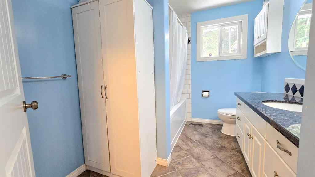 MLS® A2237504 - 13450 17 Avenue  in NONE Blairmore, Residential