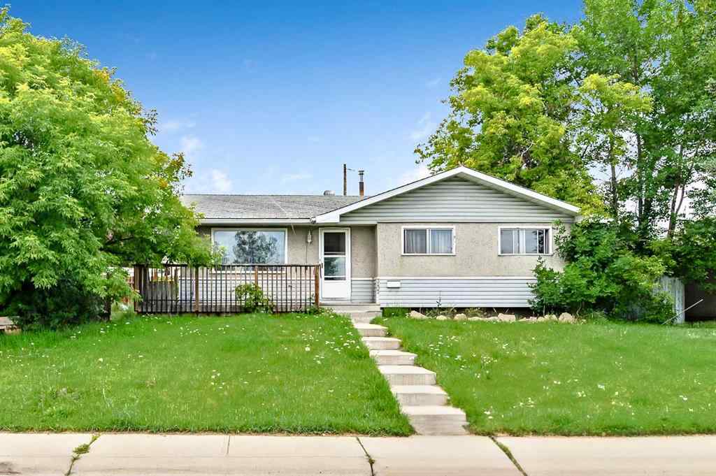 MLS® A2237521 - 3403 73 Street NW in Bowness Calgary, Residential