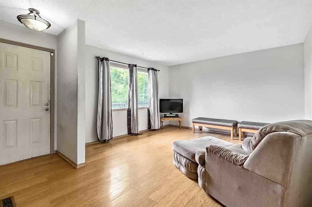 MLS® A2237521 - 3403 73 Street NW in Bowness Calgary, Residential