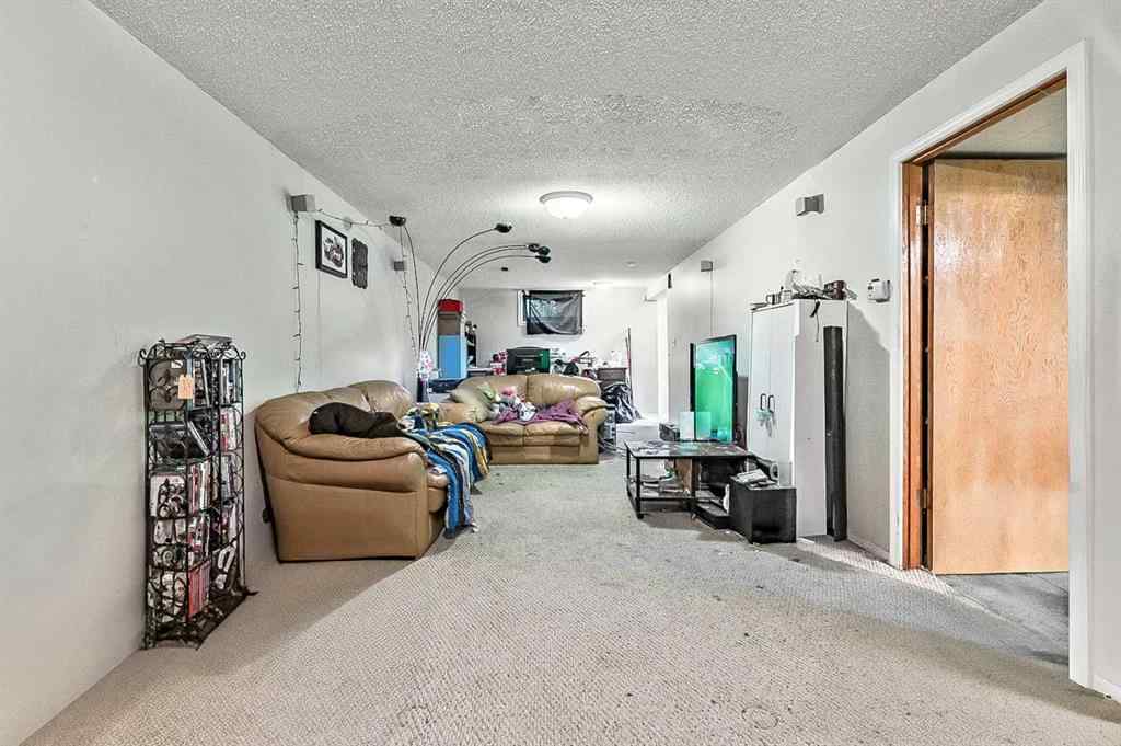 MLS® A2237521 - 3403 73 Street NW in Bowness Calgary, Residential