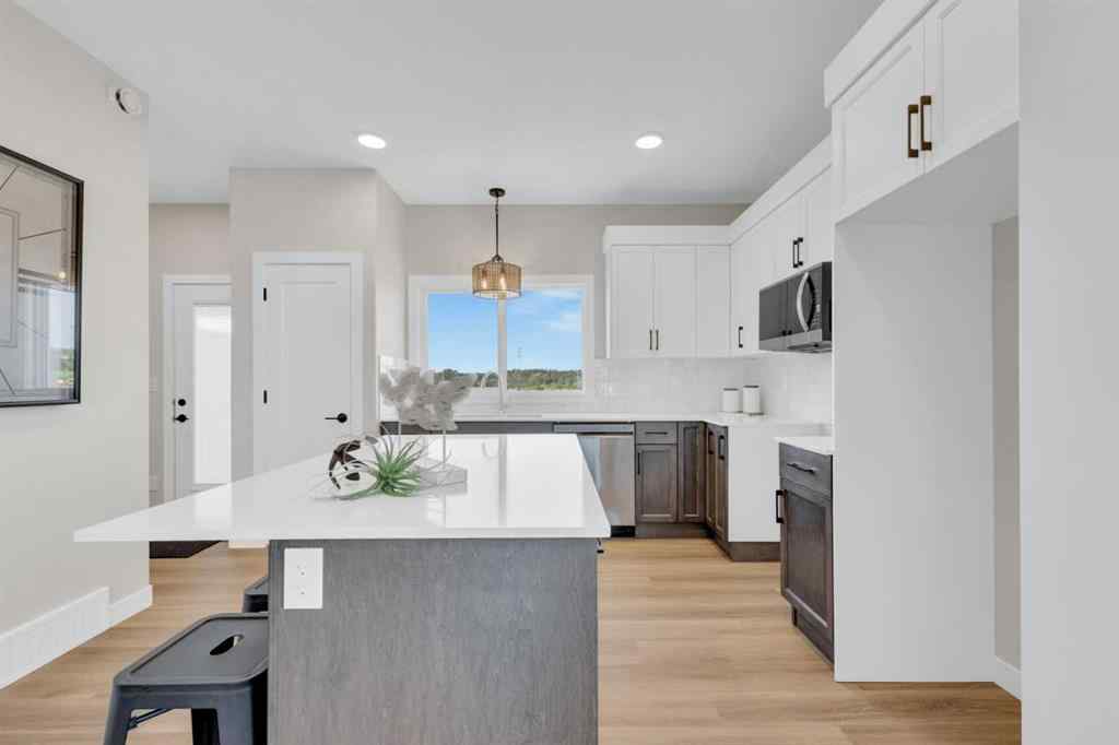 MLS® A2237522 - 13 Gray Close   in Grayhawk Sylvan Lake, Residential