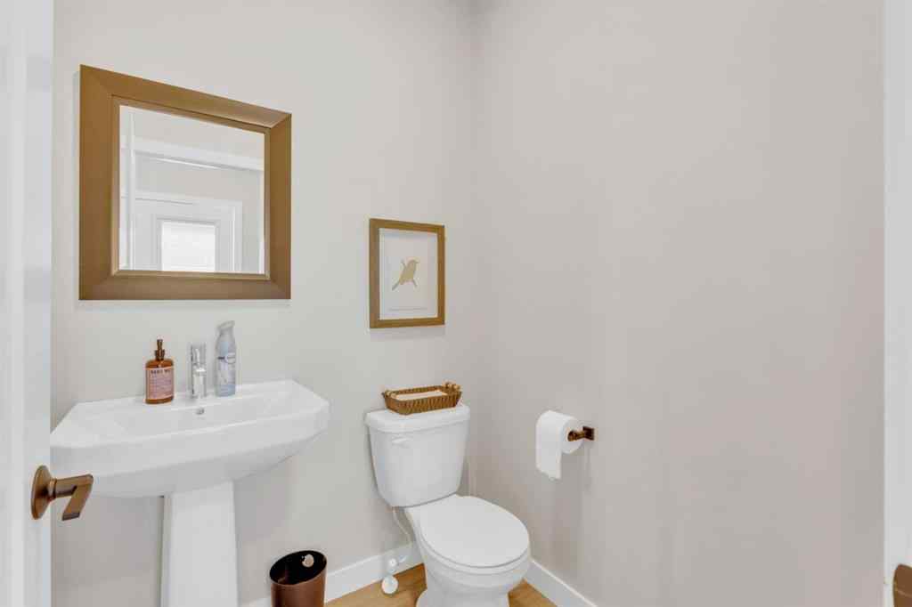 MLS® A2237522 - 13 Gray Close   in Grayhawk Sylvan Lake, Residential