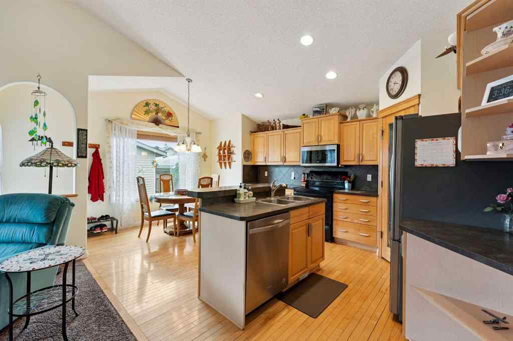 MLS® A2237551 - 135 Prestwick Heath SE in McKenzie Towne Calgary, Residential