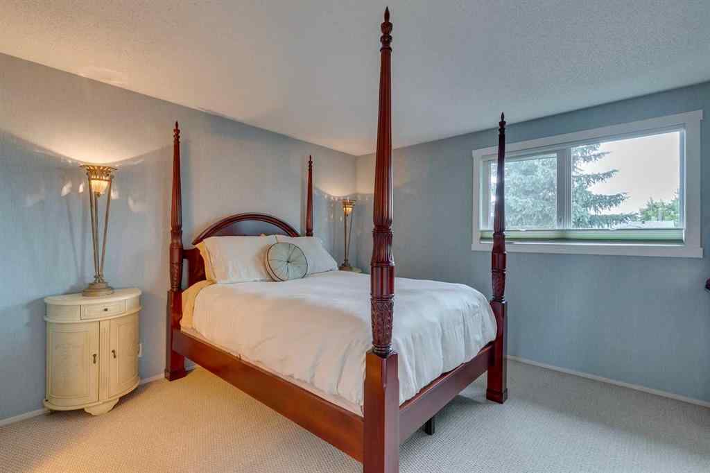 MLS® A2237558 - 85 Erin Woods Place SE in Erin Woods Calgary, Residential