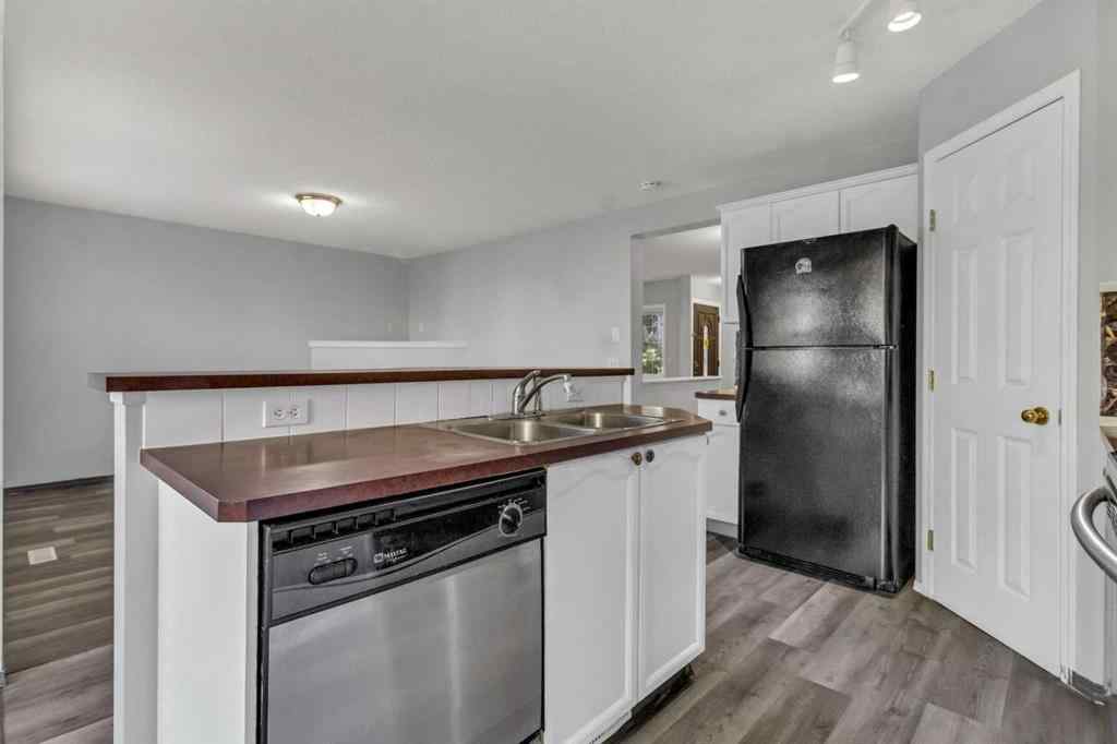 MLS® A2237567 - 42 Royal Elm Drive NW in Royal Oak Calgary, Residential