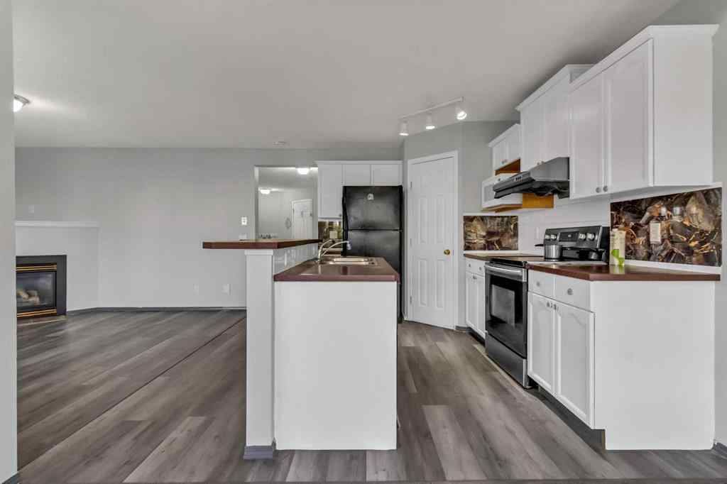 MLS® A2237567 - 42 Royal Elm Drive NW in Royal Oak Calgary, Residential