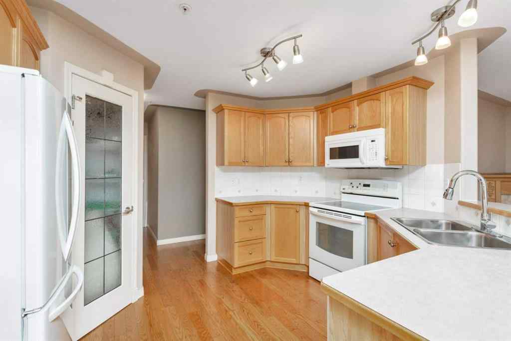 MLS® A2237570 - Unit #102 3501 49 Avenue  in South Hill Red Deer, Residential