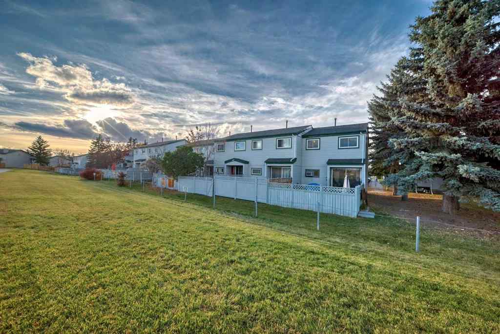 MLS® A2237574 - Unit #19 131 Templehill Drive NE in Temple Calgary, Residential