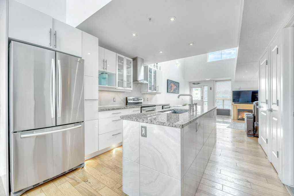 MLS® A2237584 - Unit #403 1540 17 Avenue SW in Sunalta Calgary, Residential