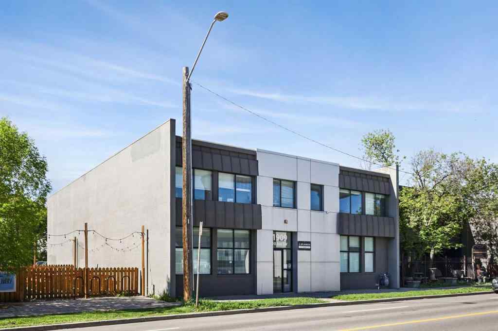 MLS® A2237599 - 1909 10 Avenue SW in Sunalta Calgary, Commercial
