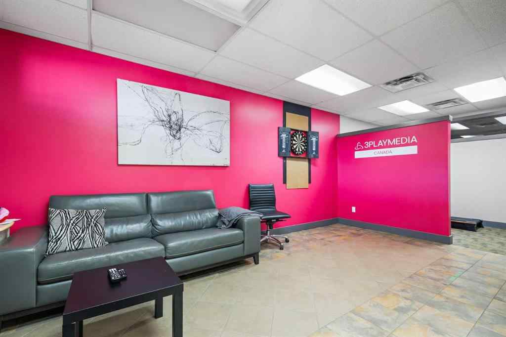MLS® A2237599 - 1909 10 Avenue SW in Sunalta Calgary, Commercial