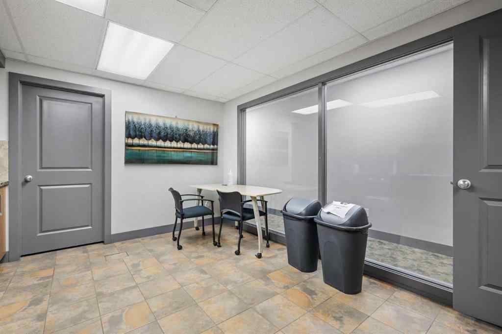 MLS® A2237599 - 1909 10 Avenue SW in Sunalta Calgary, Commercial