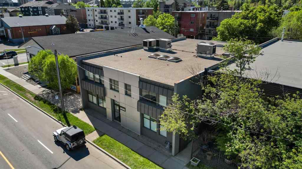 MLS® A2237599 - 1909 10 Avenue SW in Sunalta Calgary, Commercial