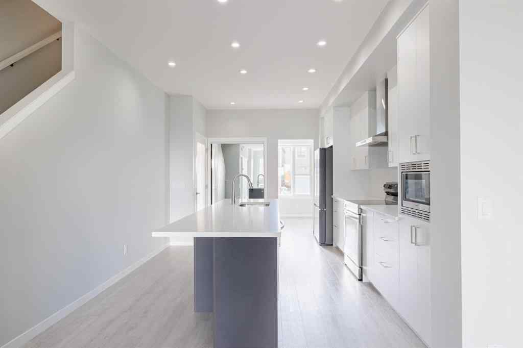 MLS® A2237608 - 120 Edith Place NW in Glacier Ridge Calgary, Residential