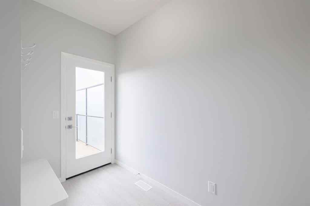 MLS® A2237608 - 120 Edith Place NW in Glacier Ridge Calgary, Residential