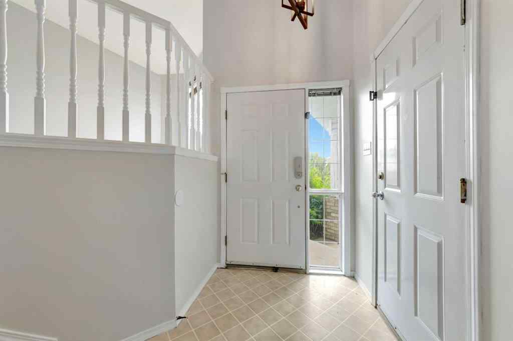 MLS® A2237609 - 5913 41 Street  in Southridge Lloydminster, Residential