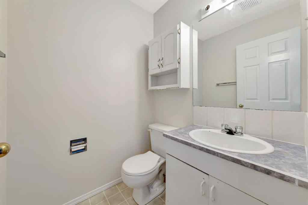 MLS® A2237609 - 5913 41 Street  in Southridge Lloydminster, Residential