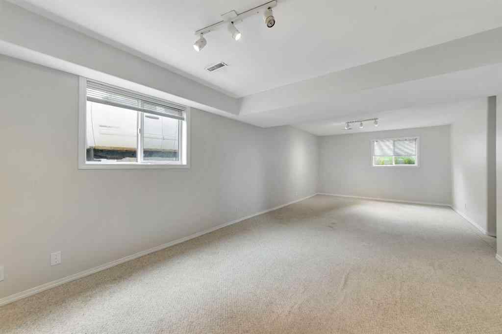 MLS® A2237609 - 5913 41 Street  in Southridge Lloydminster, Residential