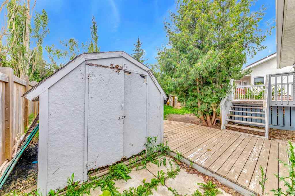 MLS® A2237609 - 5913 41 Street  in Southridge Lloydminster, Residential