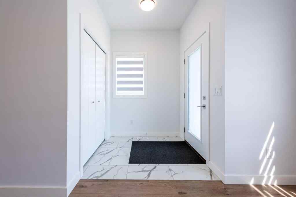 MLS® A2237634 - 7686 202 Avenue SE in Rangeview Calgary, Residential