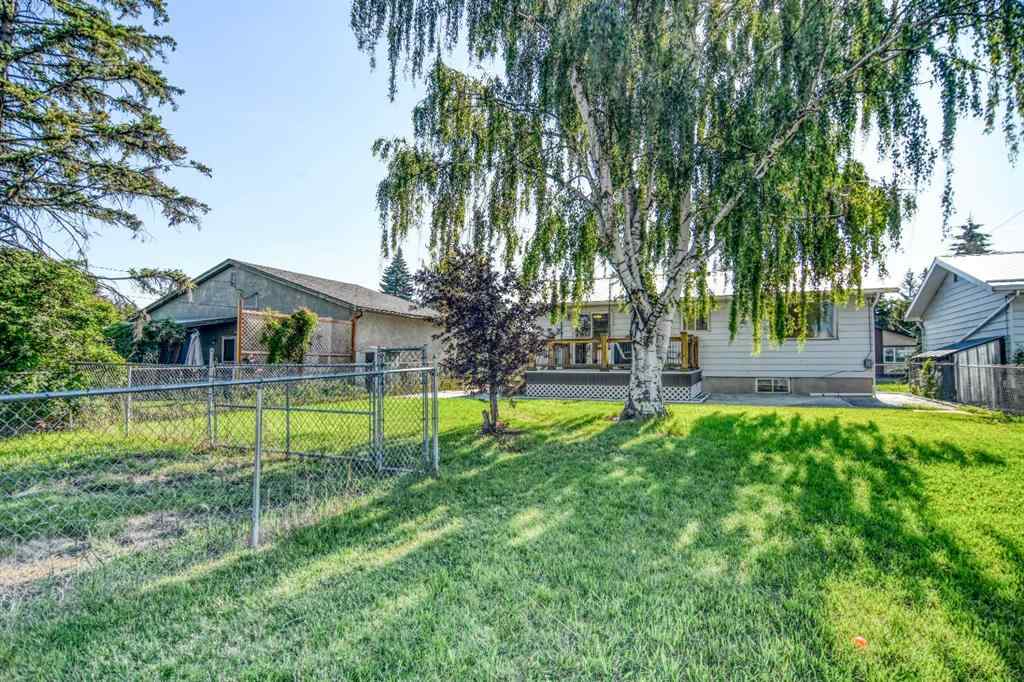MLS® A2237638 - 5 Windsor Place  in Westmount_Strathmore Strathmore, Residential