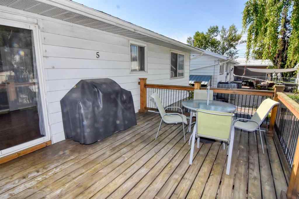 MLS® A2237638 - 5 Windsor Place  in Westmount_Strathmore Strathmore, Residential