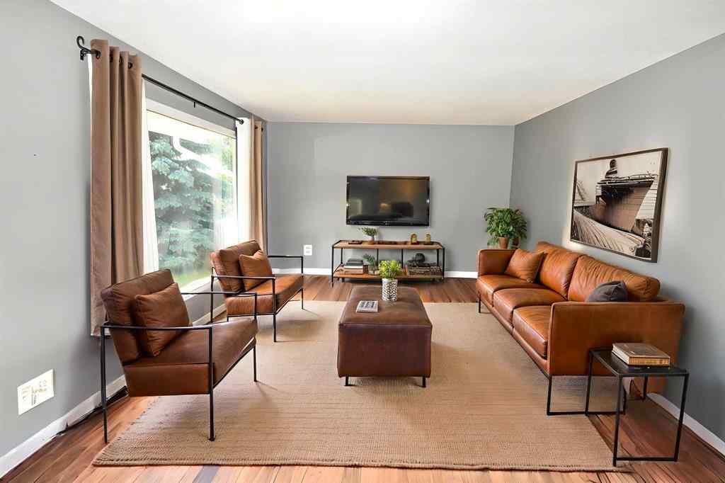 MLS® A2237638 - 5 Windsor Place  in Westmount_Strathmore Strathmore, Residential