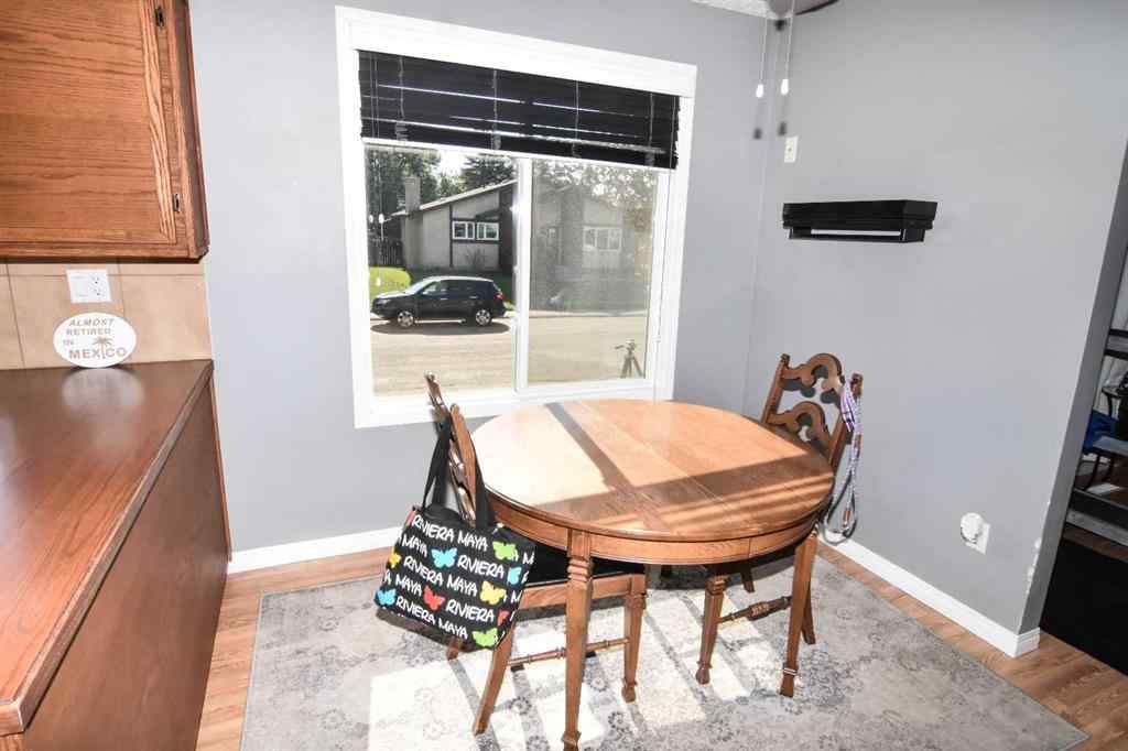 MLS® A2237638 - 5 Windsor Place  in Westmount_Strathmore Strathmore, Residential