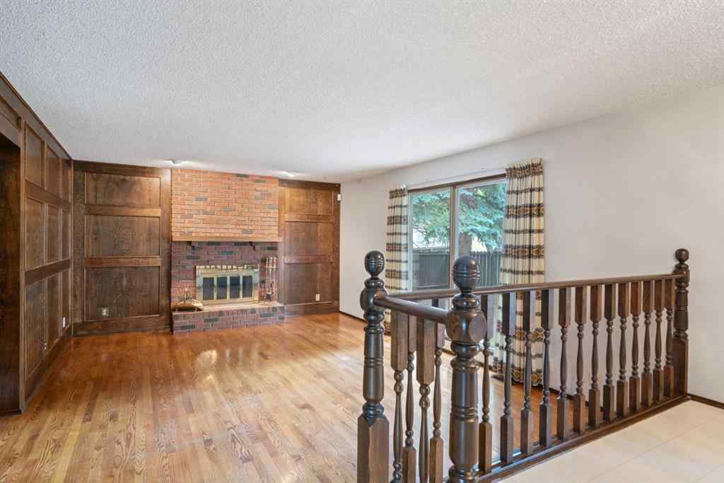 MLS® A2237641 - 519 Dalcastle Mews NW in Dalhousie Calgary, Residential