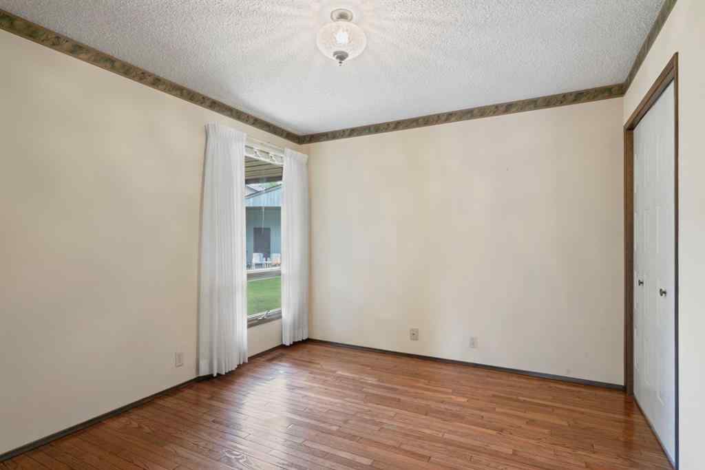 MLS® A2237641 - 519 Dalcastle Mews NW in Dalhousie Calgary, Residential