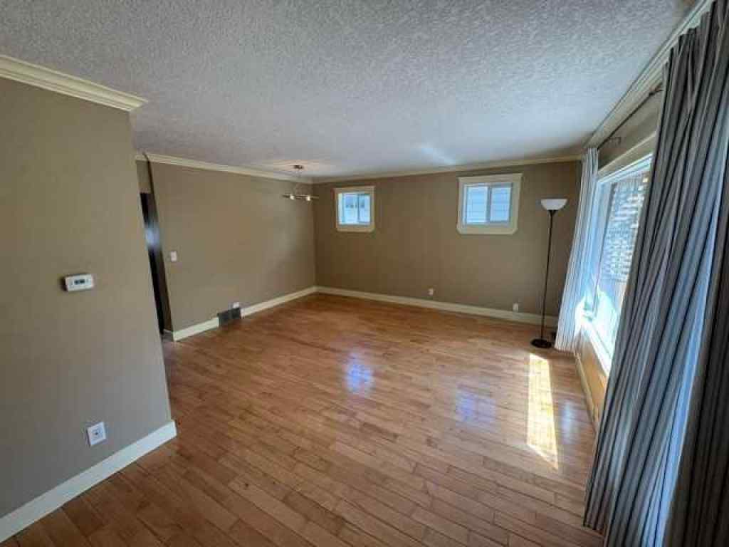 MLS® A2237655 - 134 31 Avenue NE in Tuxedo Park Calgary, Residential