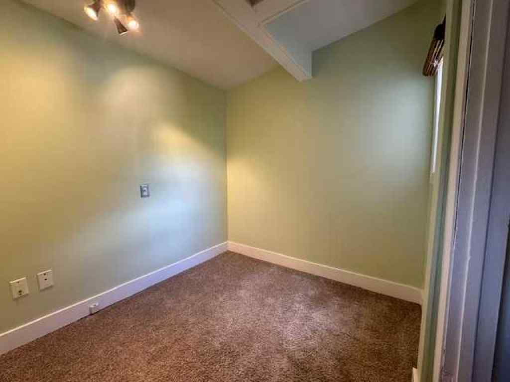 MLS® A2237655 - 134 31 Avenue NE in Tuxedo Park Calgary, Residential