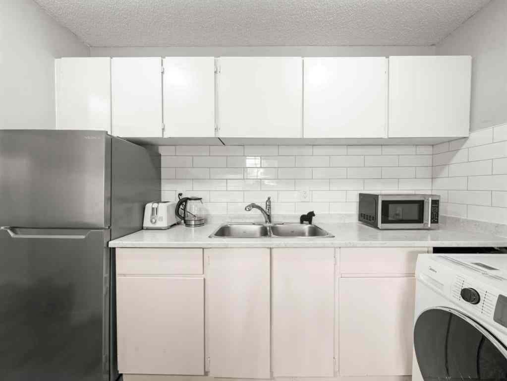 MLS® A2237674 - Unit #102 1829 11 Avenue SW in Sunalta Calgary, Residential