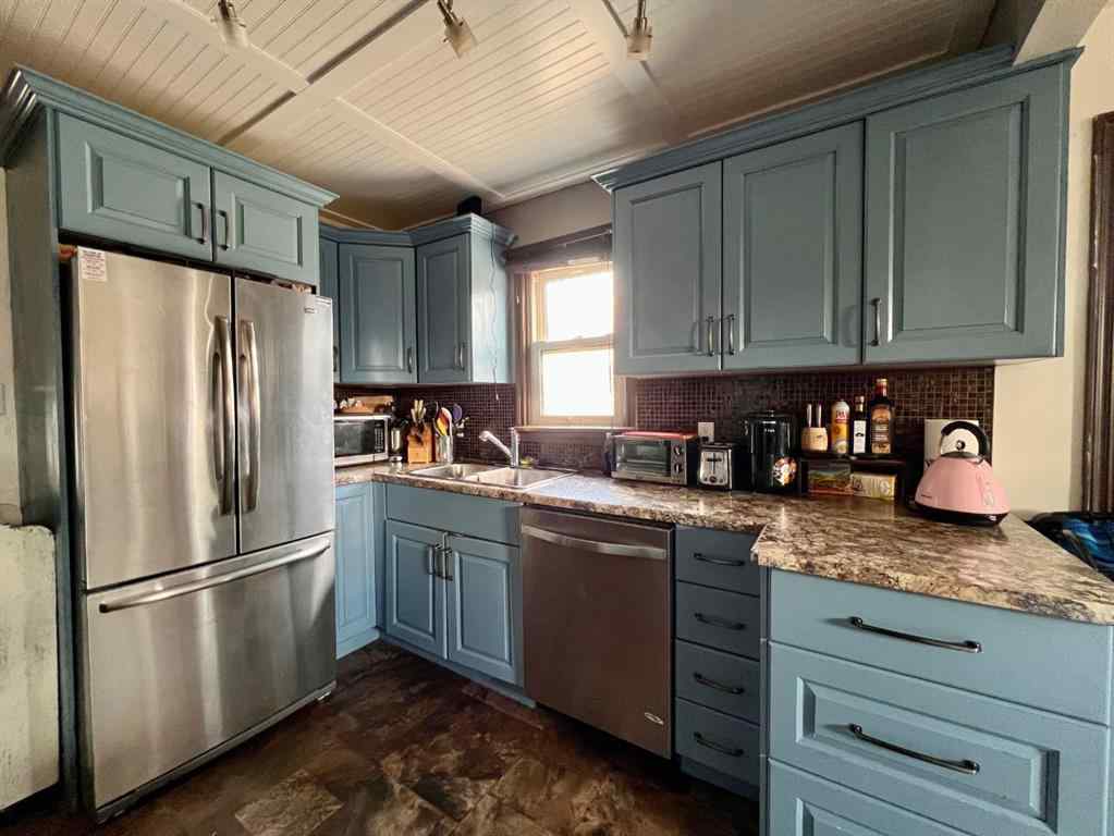 MLS® A2237688 - 5104 51 Street  in Edgerton Edgerton, Residential