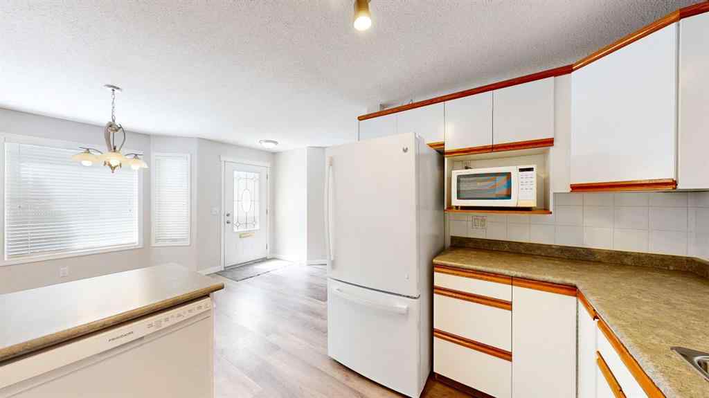 MLS® A2237697 - 241 Washington Way SE in River Flats Medicine Hat, Residential