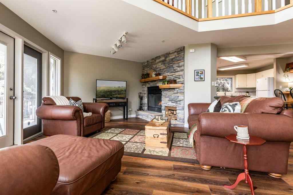 MLS® A2237699 - 306 4 Avenue  in Elkwater Rural Cypress County, Residential