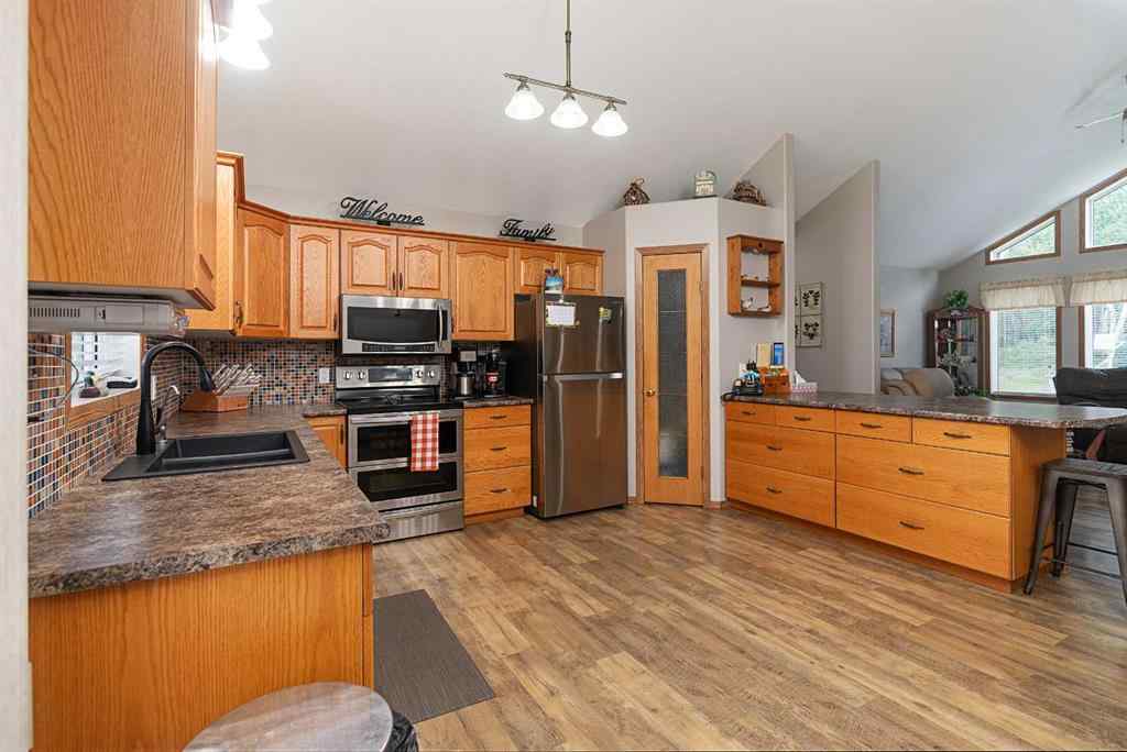 MLS® A2237706 - 202 Lakeshore Drive  in NONE Brightsand Lake, Residential