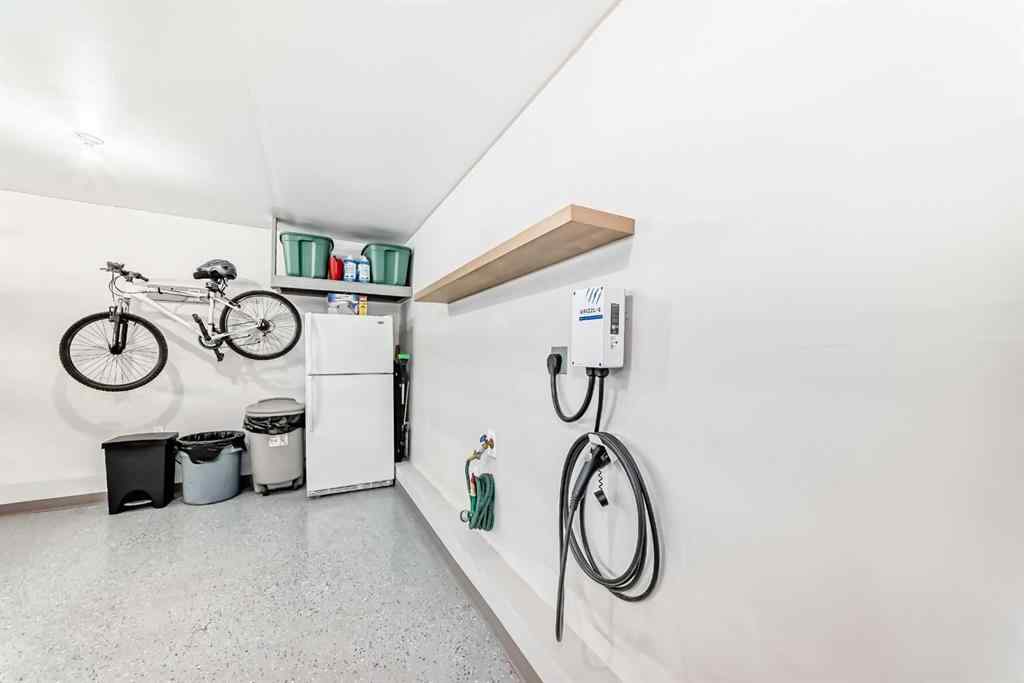 MLS® A2237720 - 209 Wentworth Row SW in West Springs Calgary, Residential