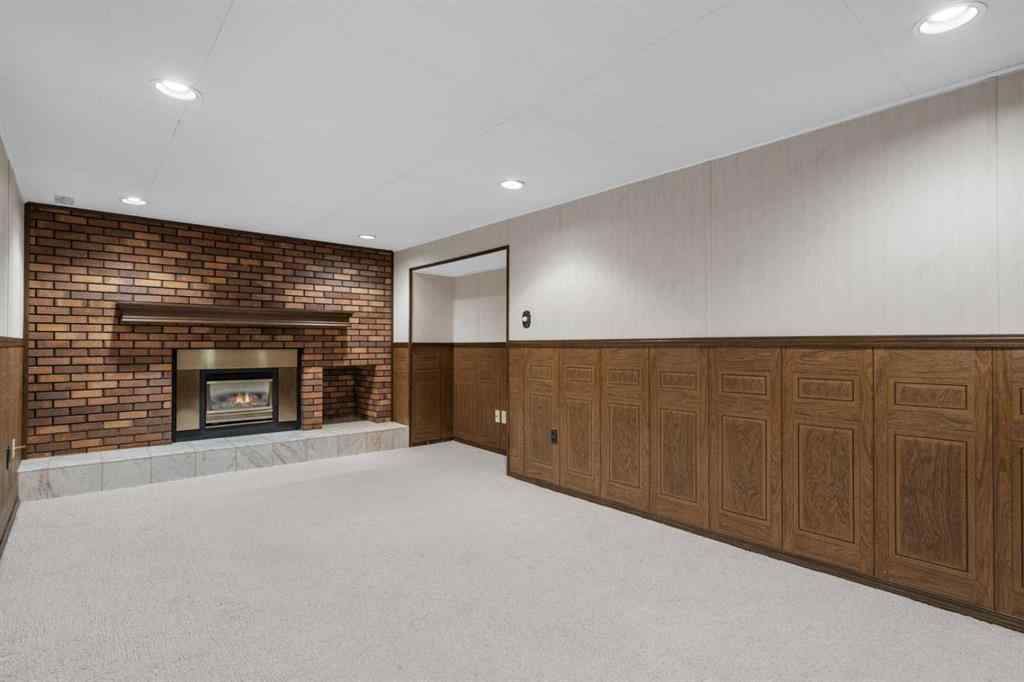 MLS® A2237733 - 127 Fawn Crescent SE in Fairview Calgary, Residential