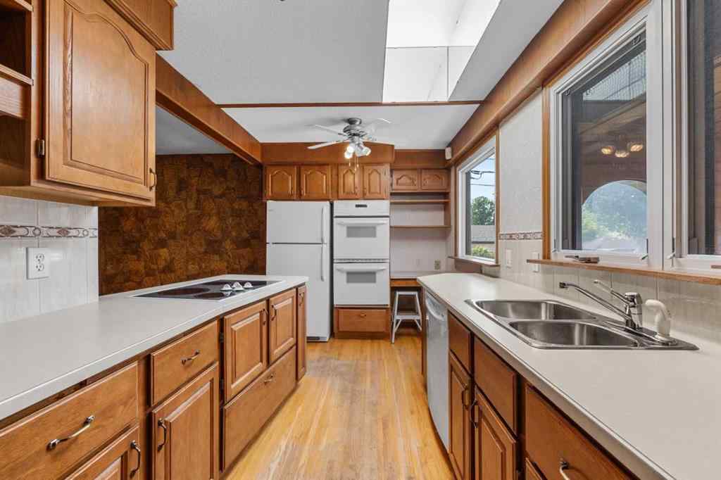 MLS® A2237733 - 127 Fawn Crescent SE in Fairview Calgary, Residential