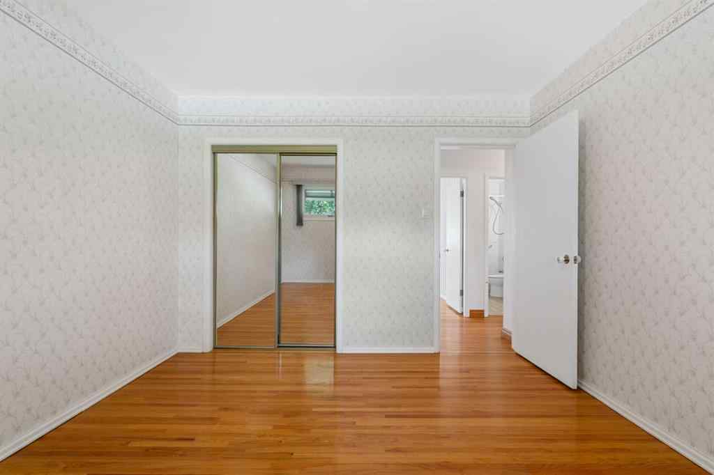 MLS® A2237733 - 127 Fawn Crescent SE in Fairview Calgary, Residential