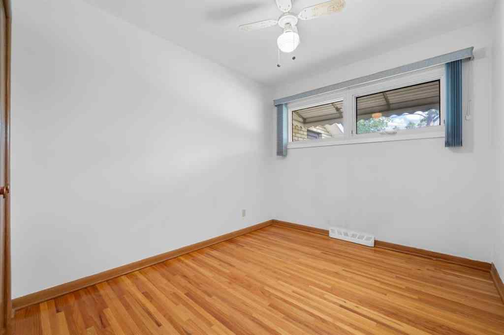 MLS® A2237733 - 127 Fawn Crescent SE in Fairview Calgary, Residential