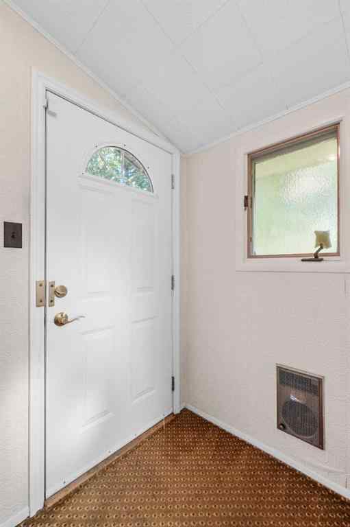 MLS® A2237733 - 127 Fawn Crescent SE in Fairview Calgary, Residential