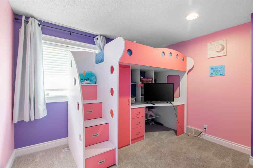 MLS® A2237736 - 152 Kennedy Crescent  in Dickinsfield Fort McMurray, Residential