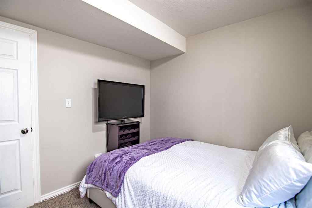 MLS® A2237752 - 21 Ralston Crescent  in Rosedale Meadows Red Deer, Residential