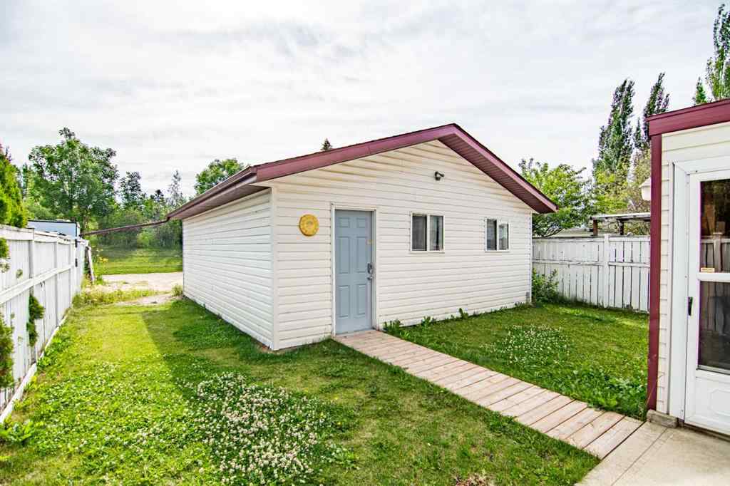 MLS® A2237752 - 21 Ralston Crescent  in Rosedale Meadows Red Deer, Residential